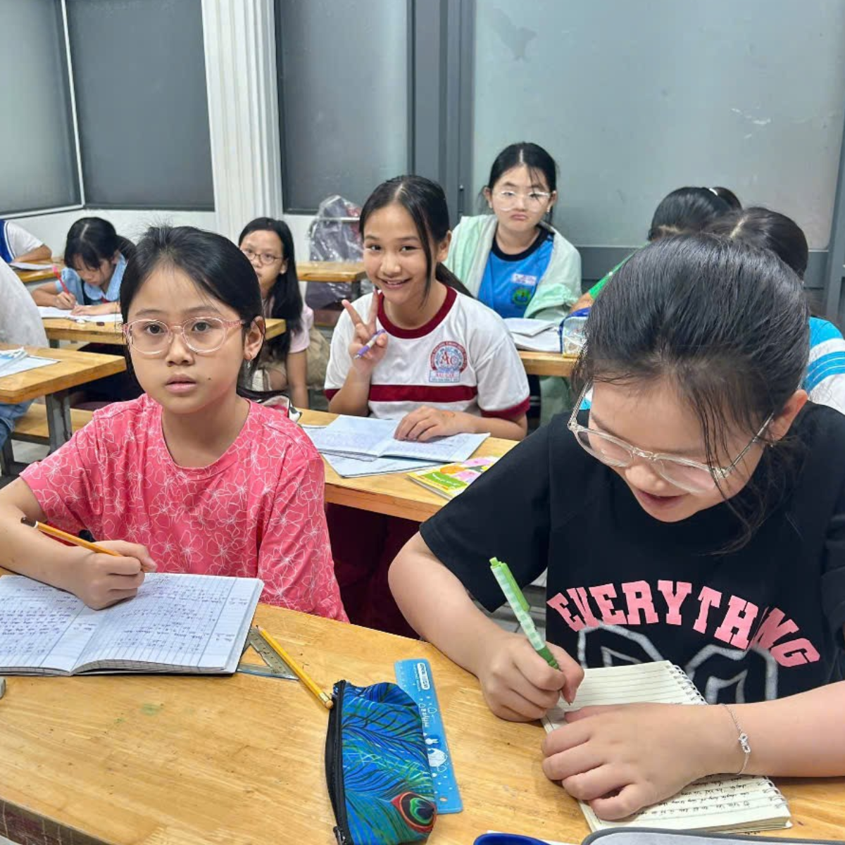 Trang chủ 17 2712 HANH HSINH 4